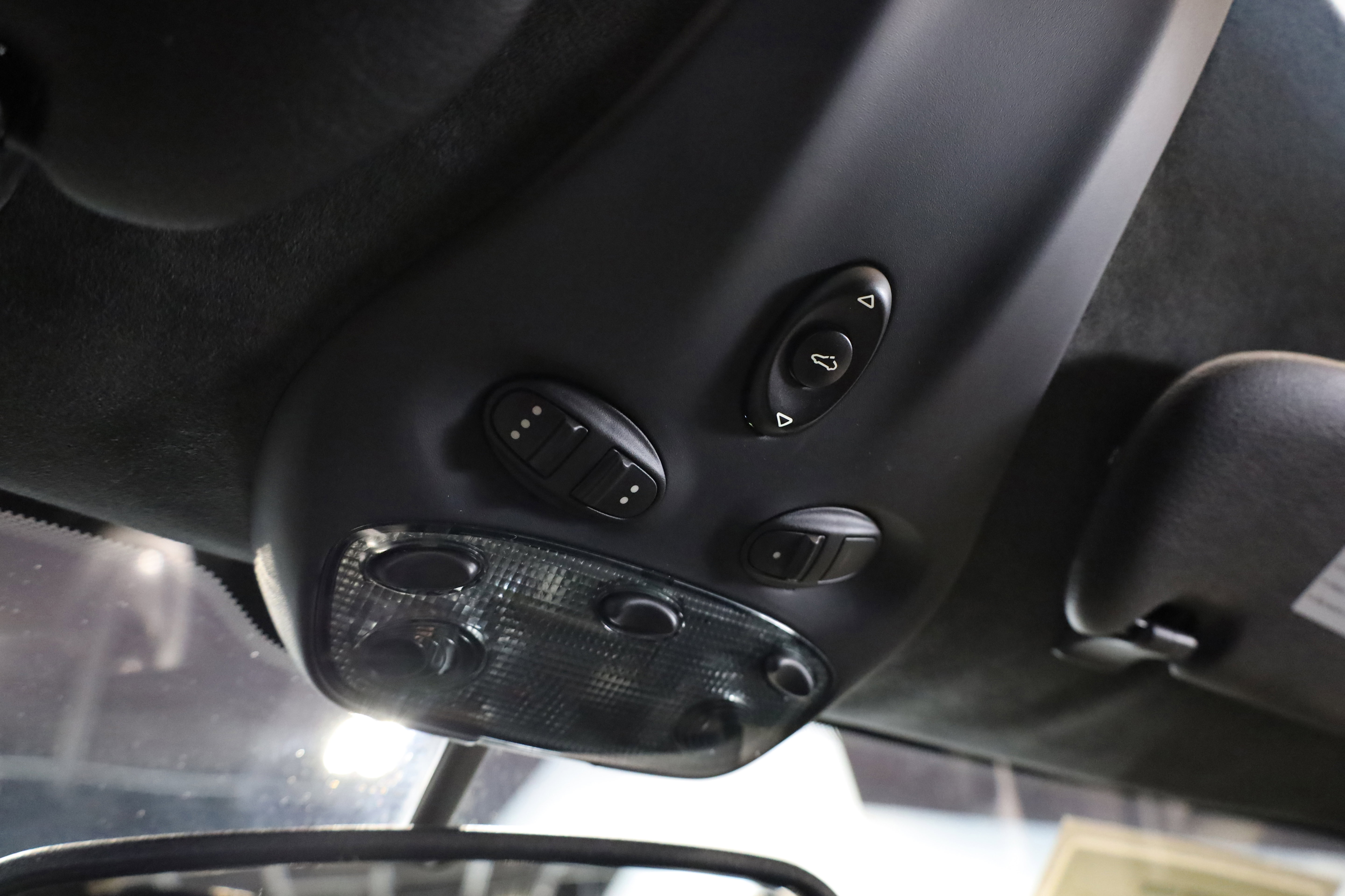 Used 2011 Porsche 911 Turbo image 35