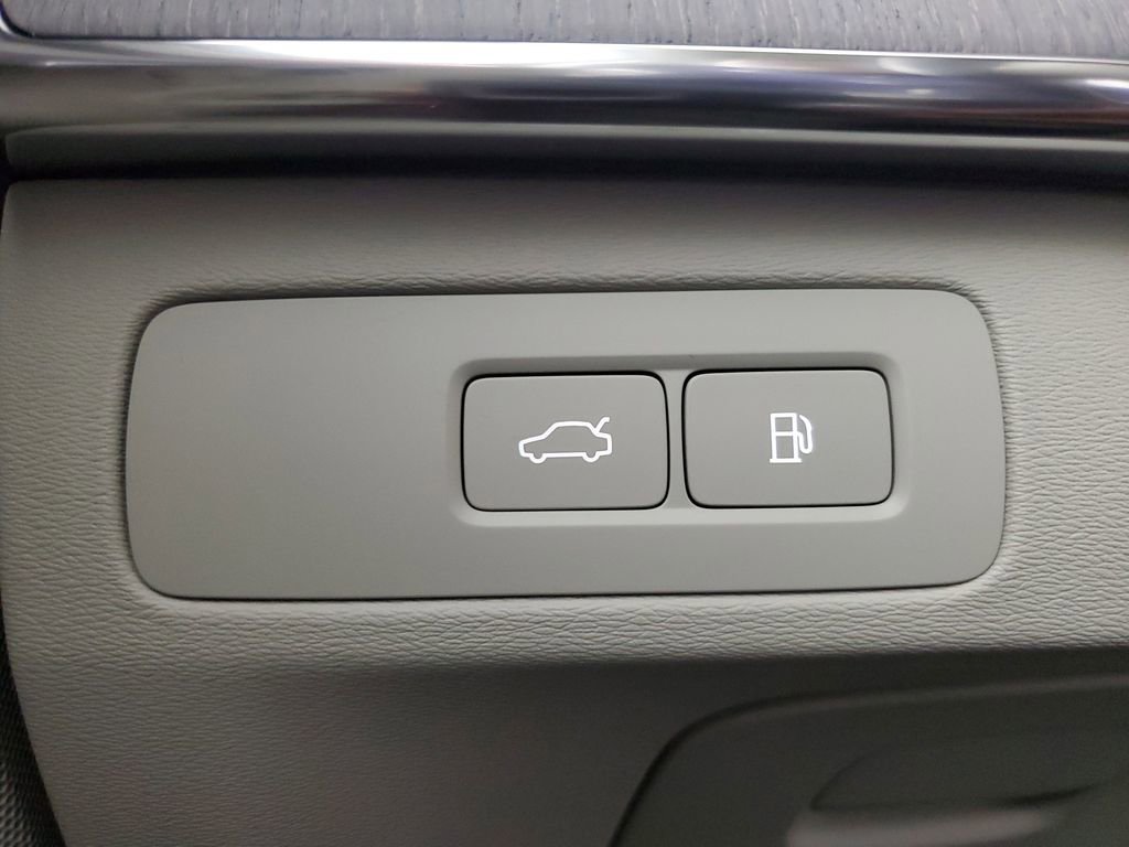 New 2026 Volvo XC90 T8 Ultra w/ Protection Package Premier image 35