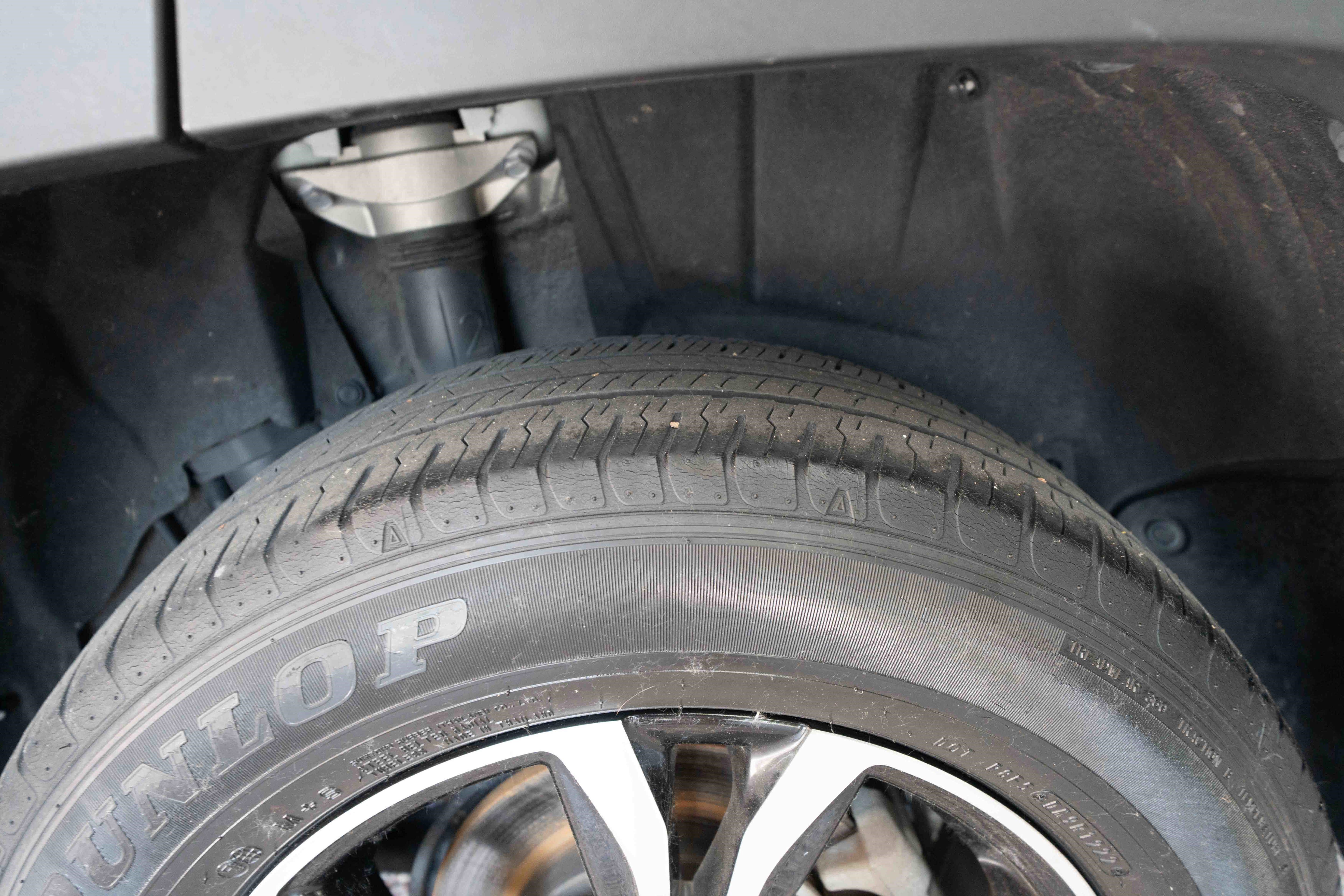Used 2022 Toyota RAV4 LE FWD image 30