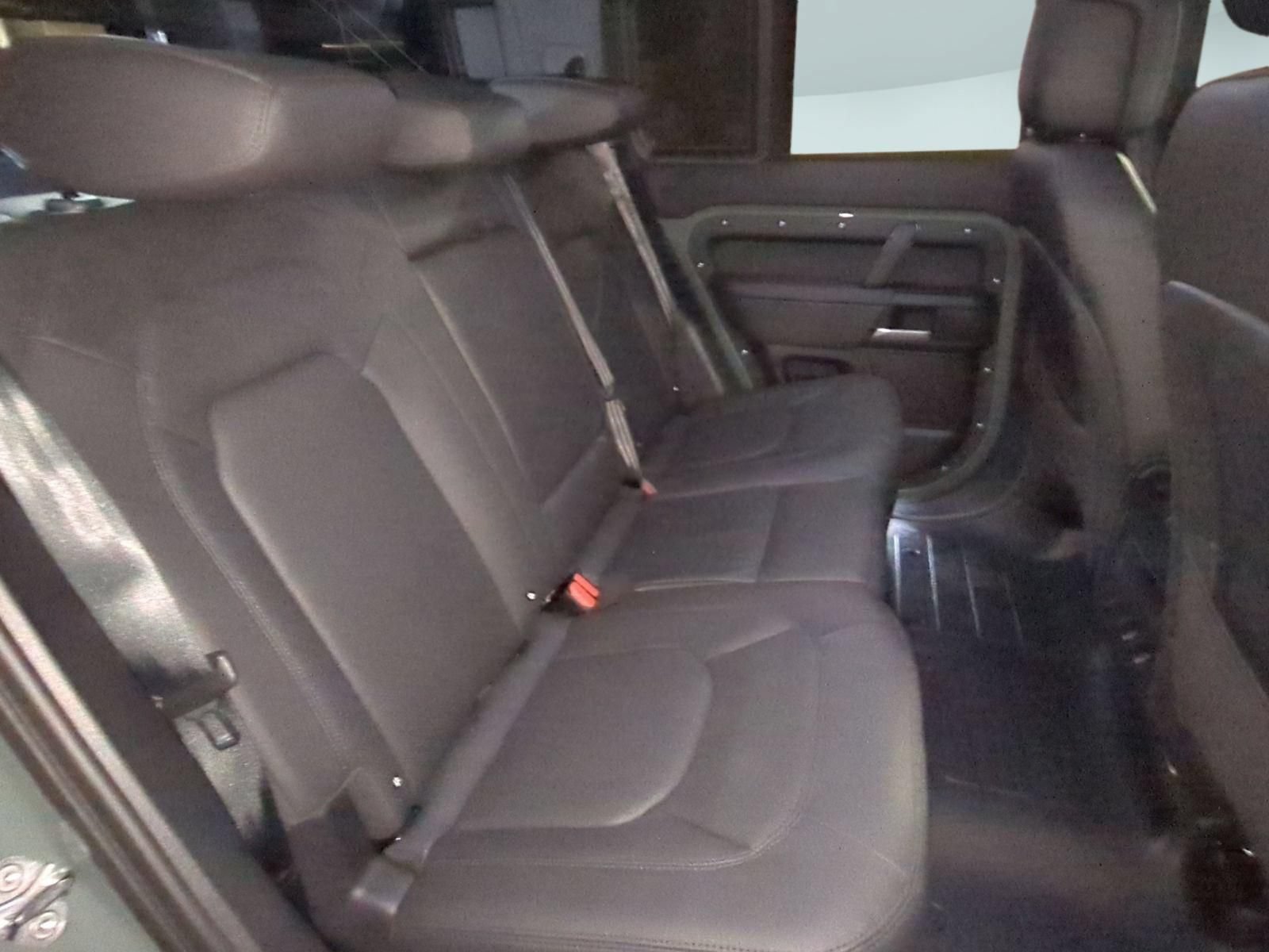 New 2026 Land Rover Defender 110 Trophy Edition AWD/4WD image 29