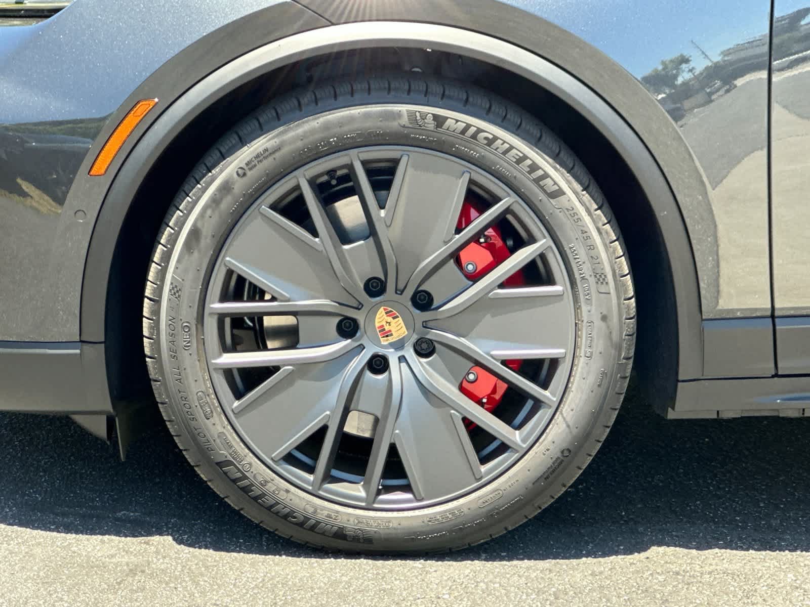 New 2026 Porsche Macan GTS Electric AWD/4WD image 31