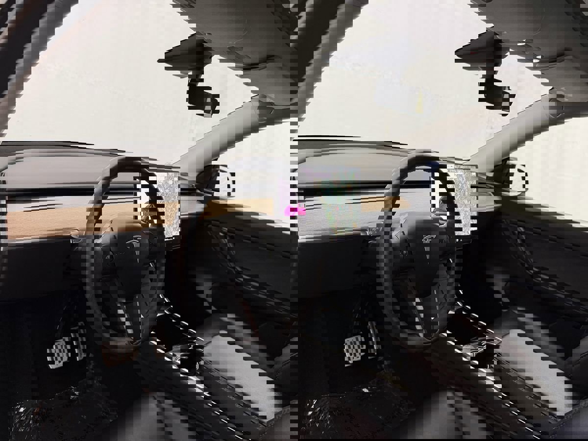 Used 2020 Tesla Model Y Long Range image 8