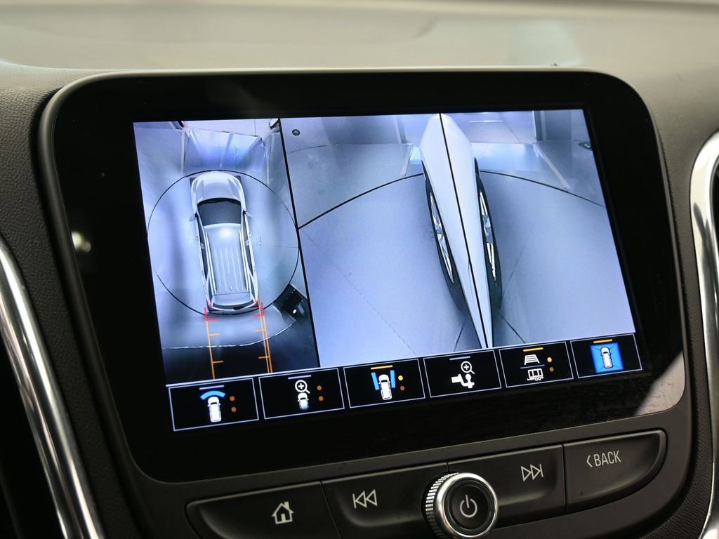 Used 2023 Chevrolet Equinox LT image 22