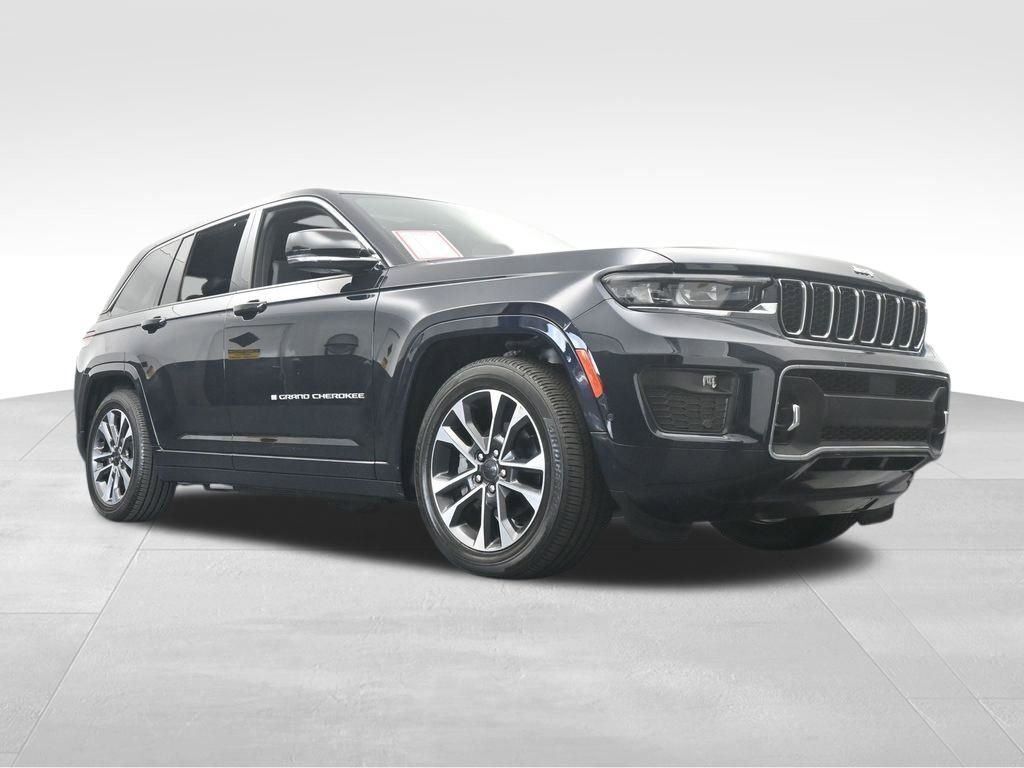 Used 2024 Jeep Grand Cherokee Overland w/ Luxury Tech Group IV image 70