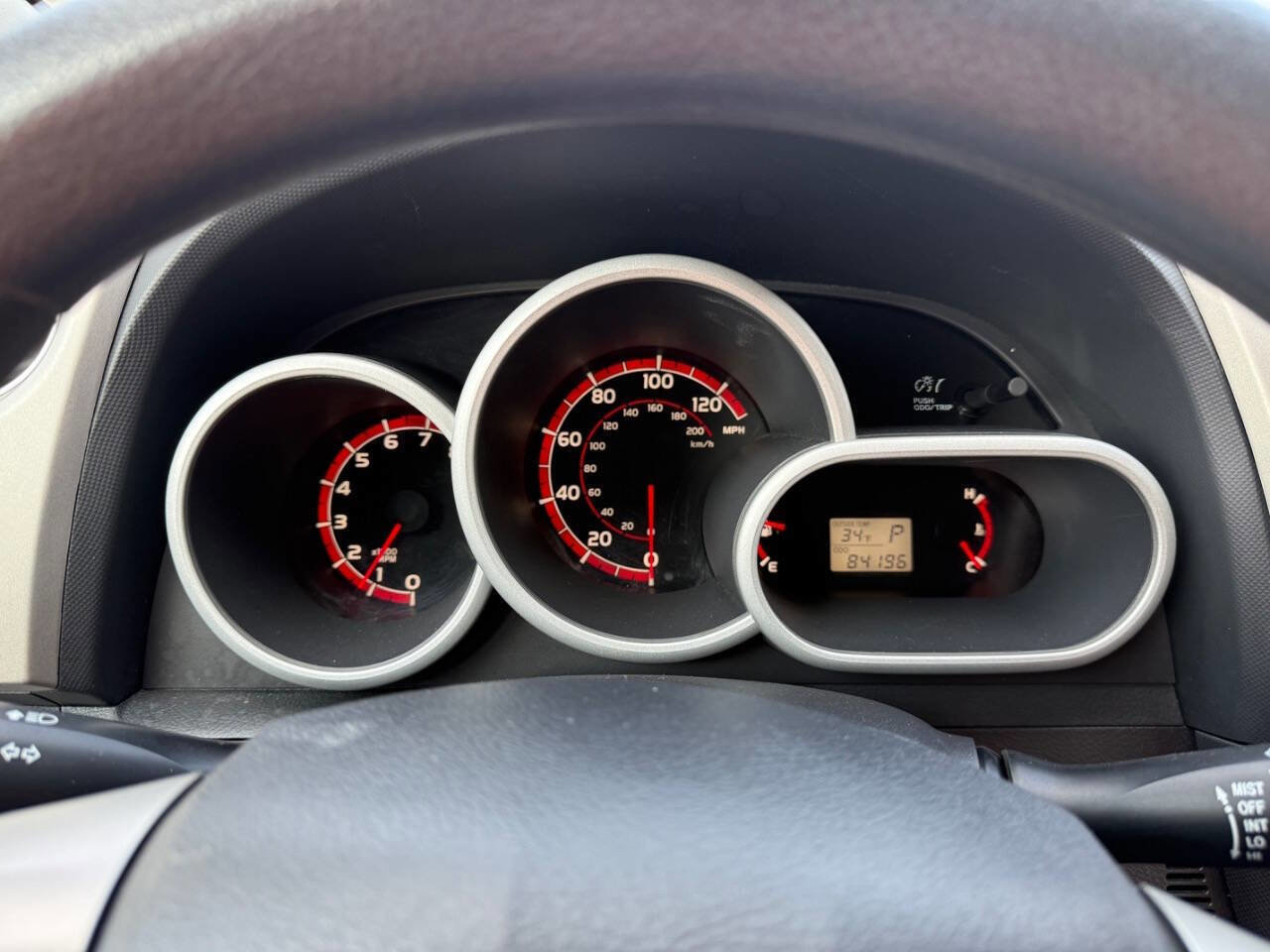 Used 2013 Toyota Matrix L image 14