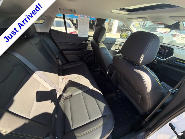 Used 2024 Chevrolet Trax ACTIV w/ Sunroof Package FWD image 34