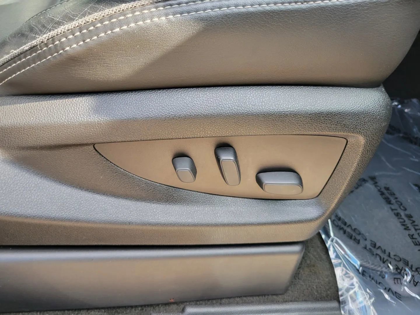 Used 2018 GMC Yukon XL Denali w/ Open Road Package image 32