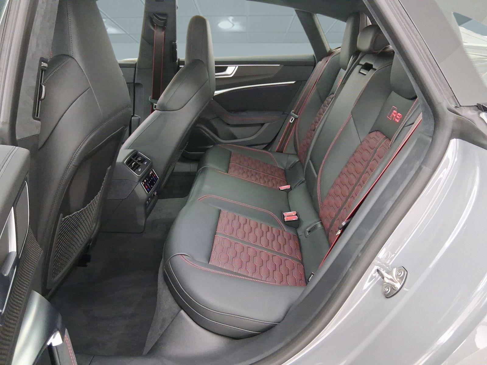 New 2026 Audi RS 7 Performance image 13