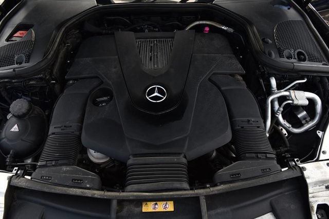 Used 2017 Mercedes-Benz E 400 4MATIC Wagon image 29