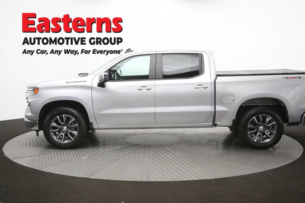 Used 2022 Chevrolet Silverado 1500 LT AWD/4WD image 62