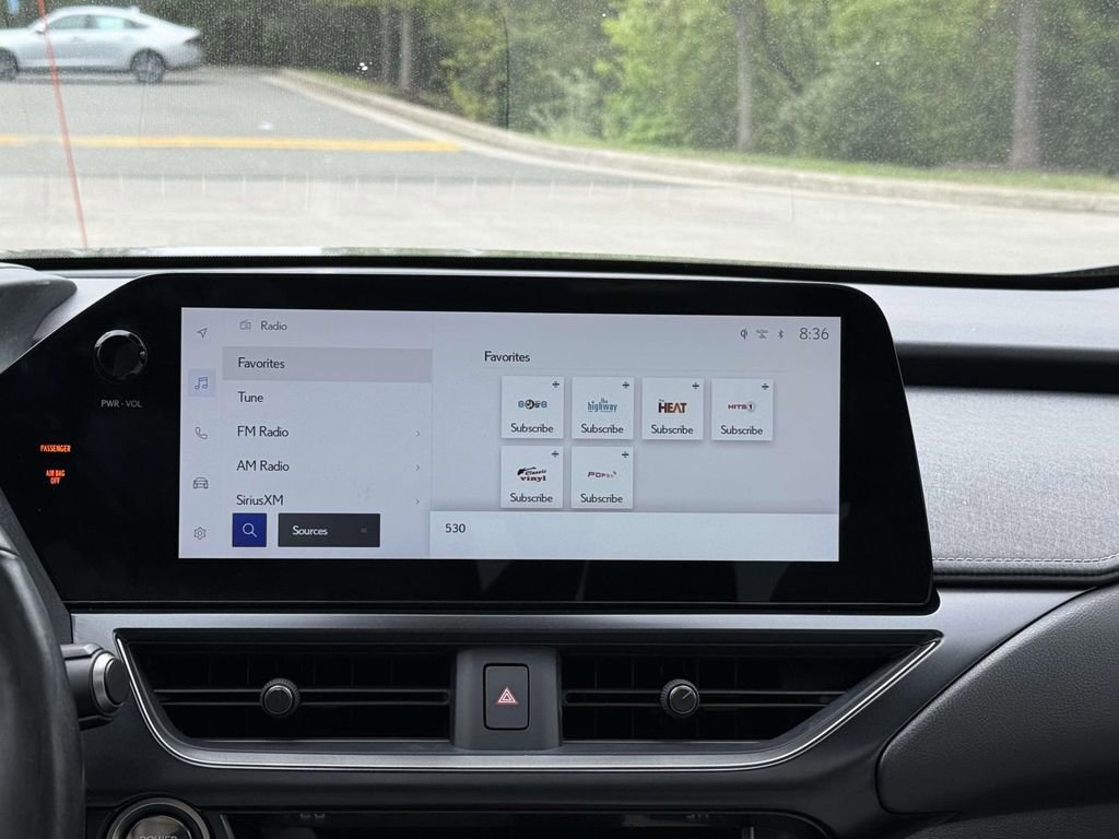 Used 2024 Lexus UX 250h AWD w/ Premium Package image 10