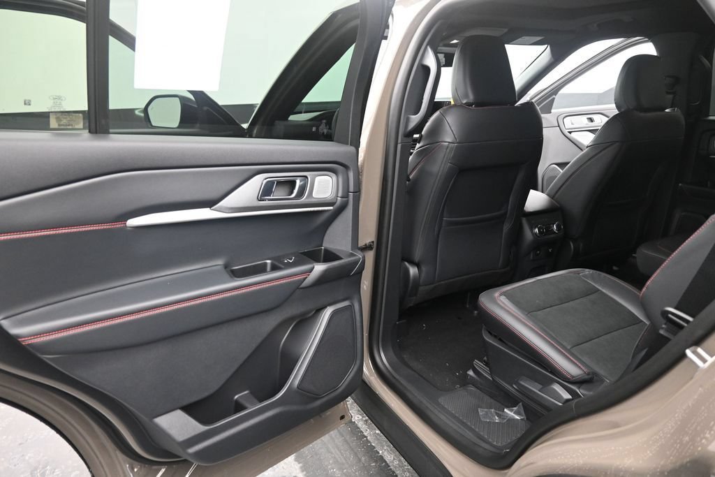 New 2026 Ford Explorer ST w/ Sun And Sound Package AWD/4WD image 16