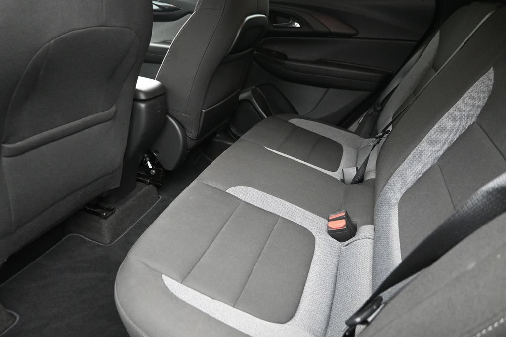 Used 2024 Chevrolet TrailBlazer LT w/ LT Cold Weather Package FWD image 12