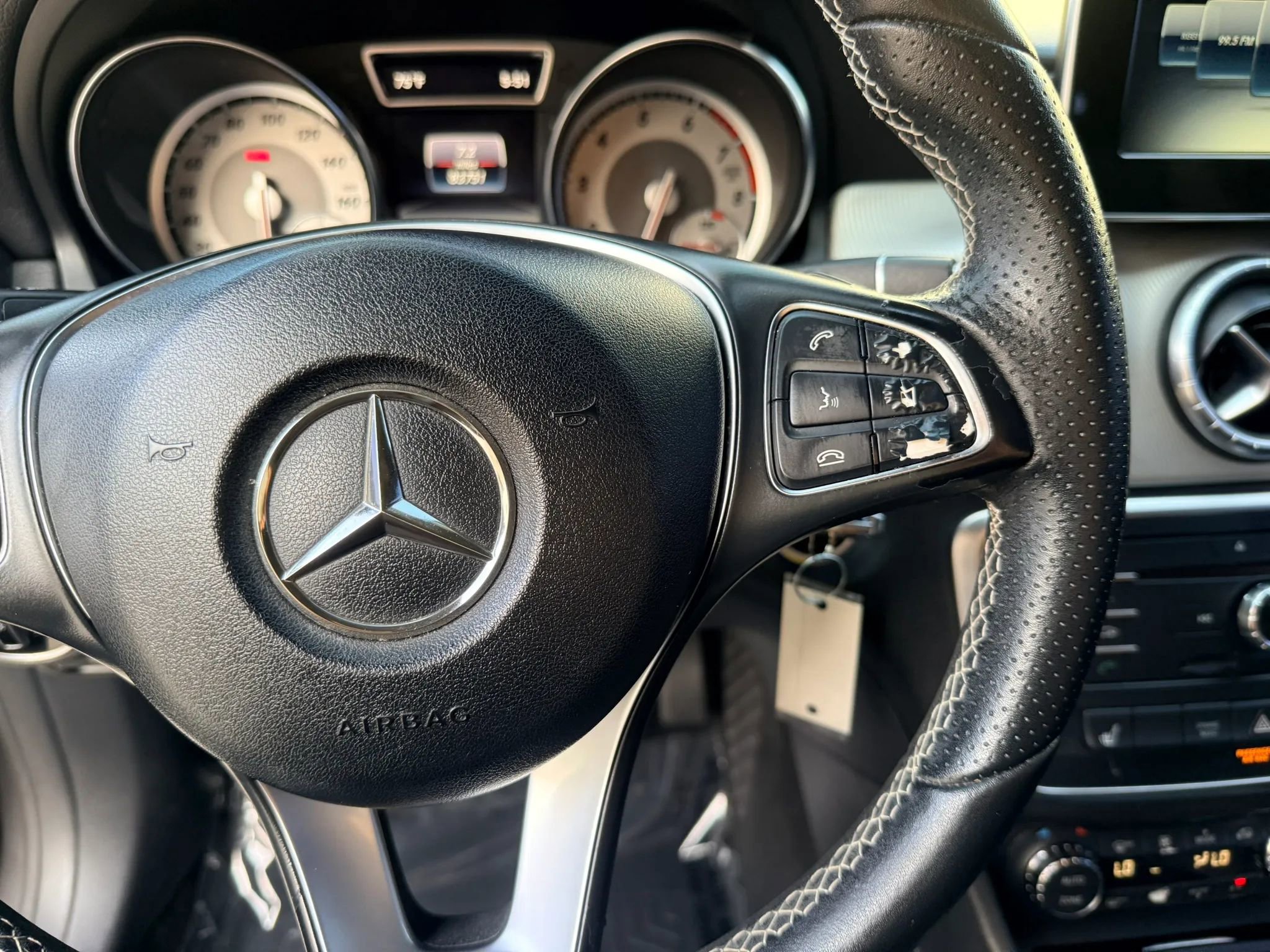 Used 2016 Mercedes-Benz CLA 250 image 24