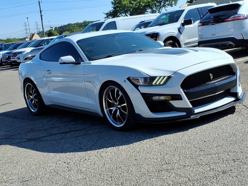Used 2016 Ford Mustang GT Premium w/ GT Performance Package RWD image 7