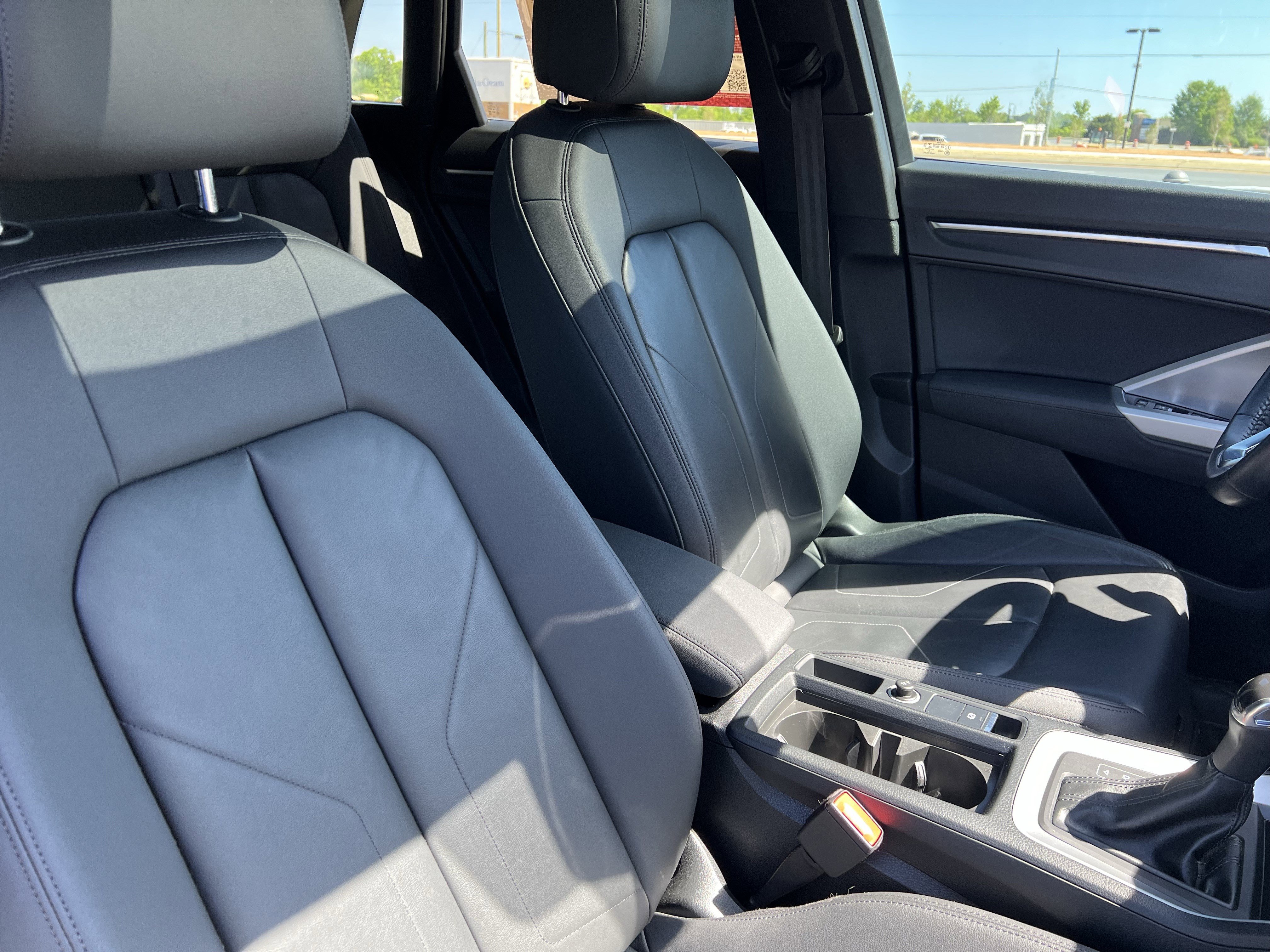 Used 2020 Audi Q3 2.0T Premium AWD/4WD image 35