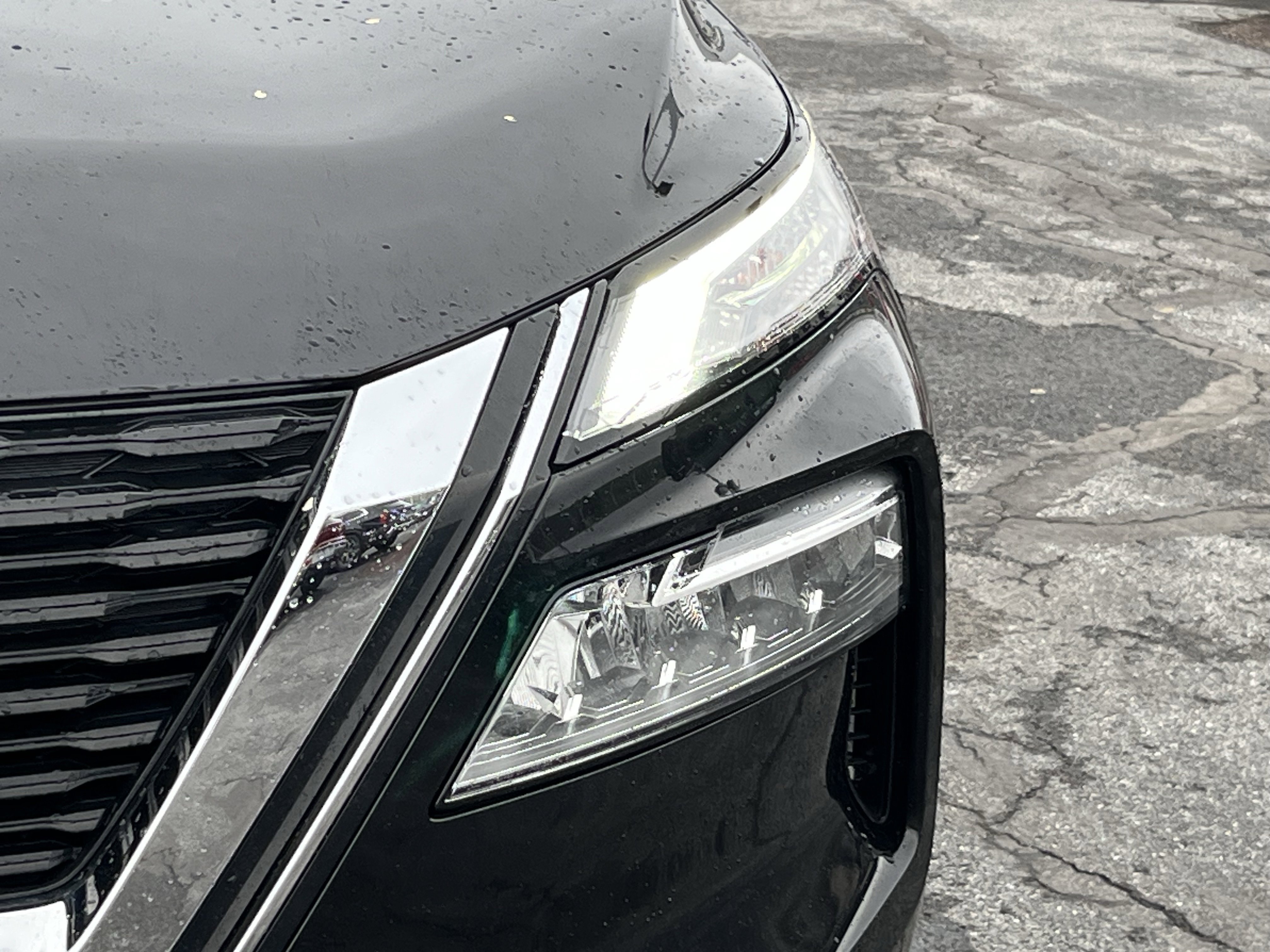 Used 2021 Nissan Rogue SL w/ Premium Package AWD/4WD image 13