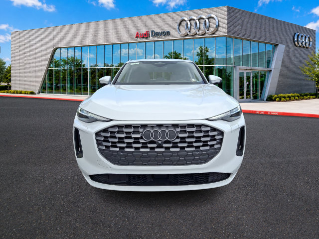 Used 2025 Audi Q5 Premium Plus w/ Premium Plus AWD/4WD image 2