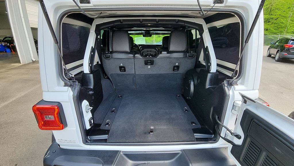 Used 2023 Jeep Wrangler Rubicon 392 w/ Trailer Tow Package image 23