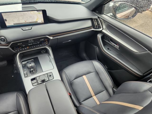 Certified 2025 MAZDA CX-70 Plug-In Hybrid w/ Premium Plus AWD/4WD image 14