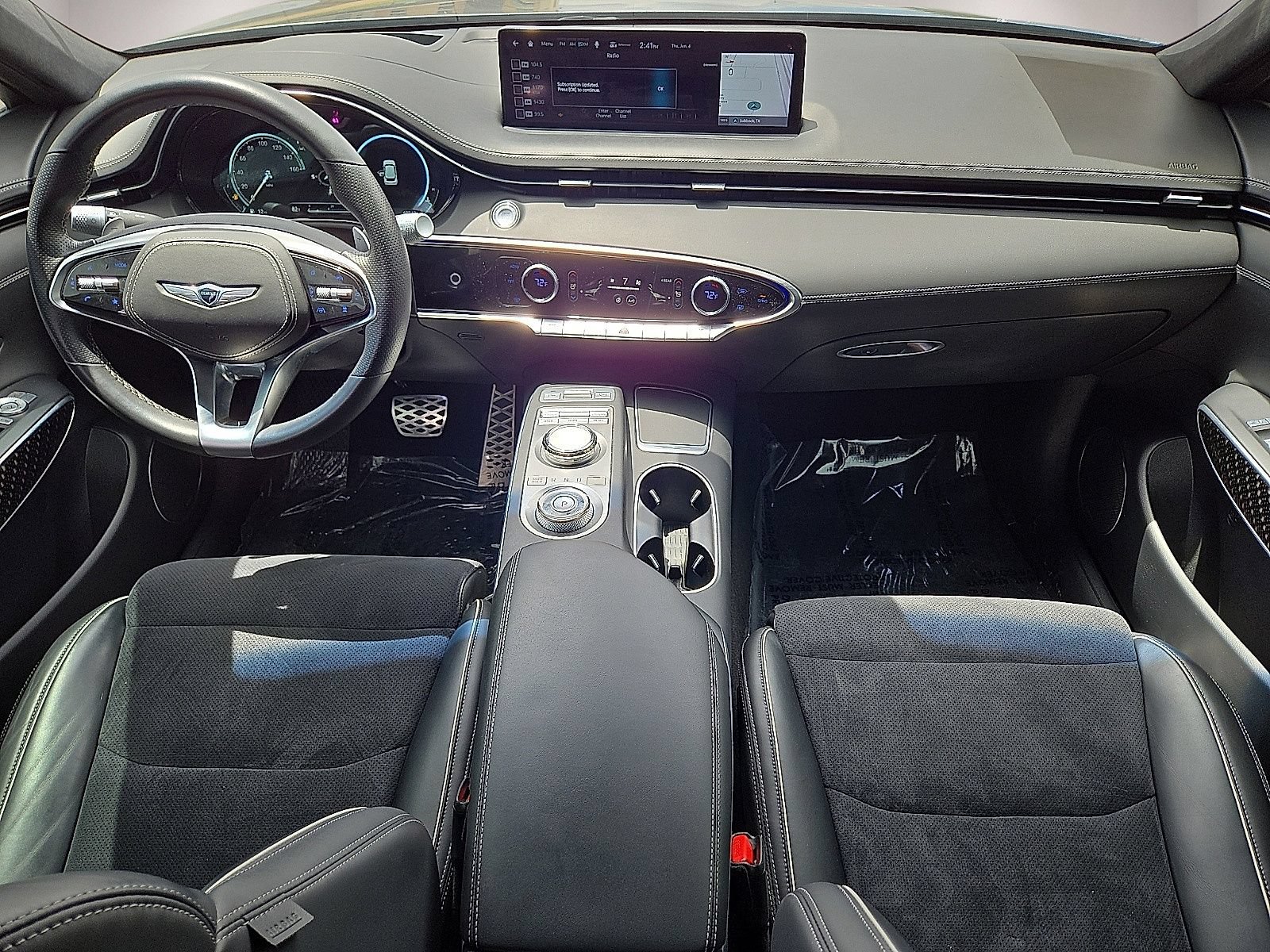 Used 2022 Genesis GV70 3.5T Sport w/ Sport Prestige Package AWD/4WD image 17
