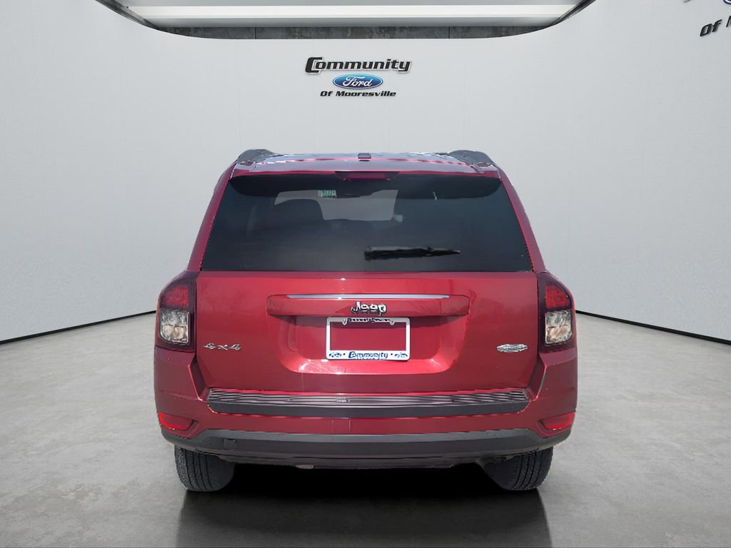 Used 2016 Jeep Compass Latitude image 7