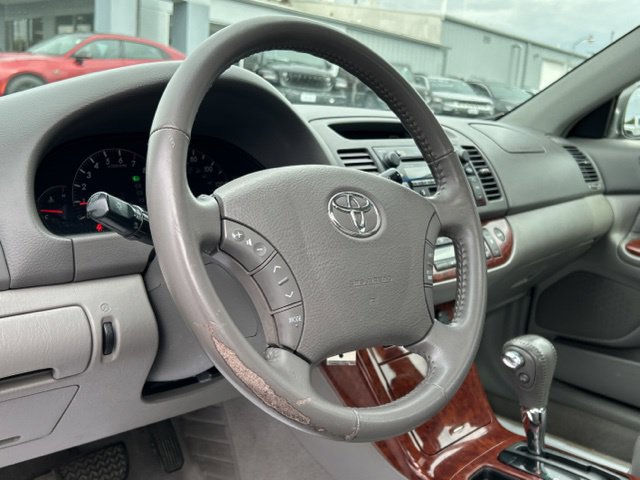 Used 2005 Toyota Camry XLE w/ VSC & Side Airbag Pkg FWD image 33