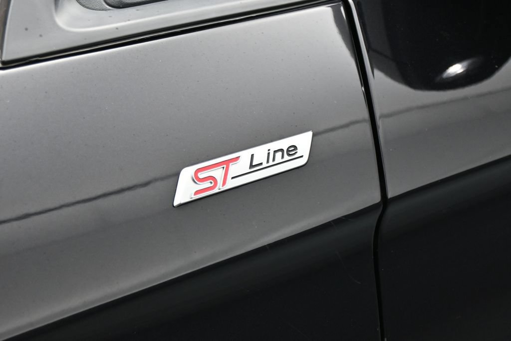 Used 2020 Ford Edge ST-Line FWD image 9