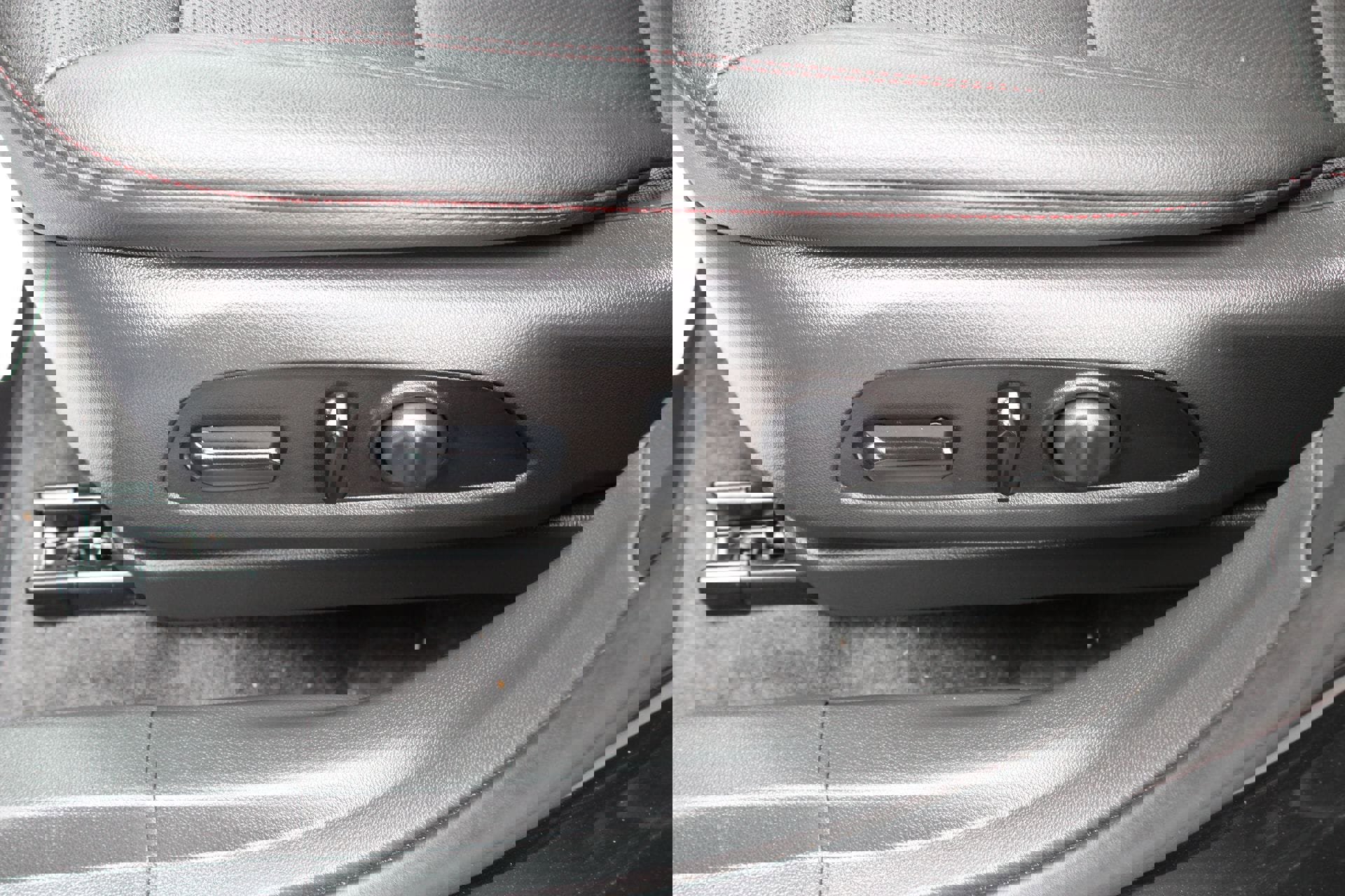 Used 2025 Chevrolet Trax RS w/ Sunroof Package image 13