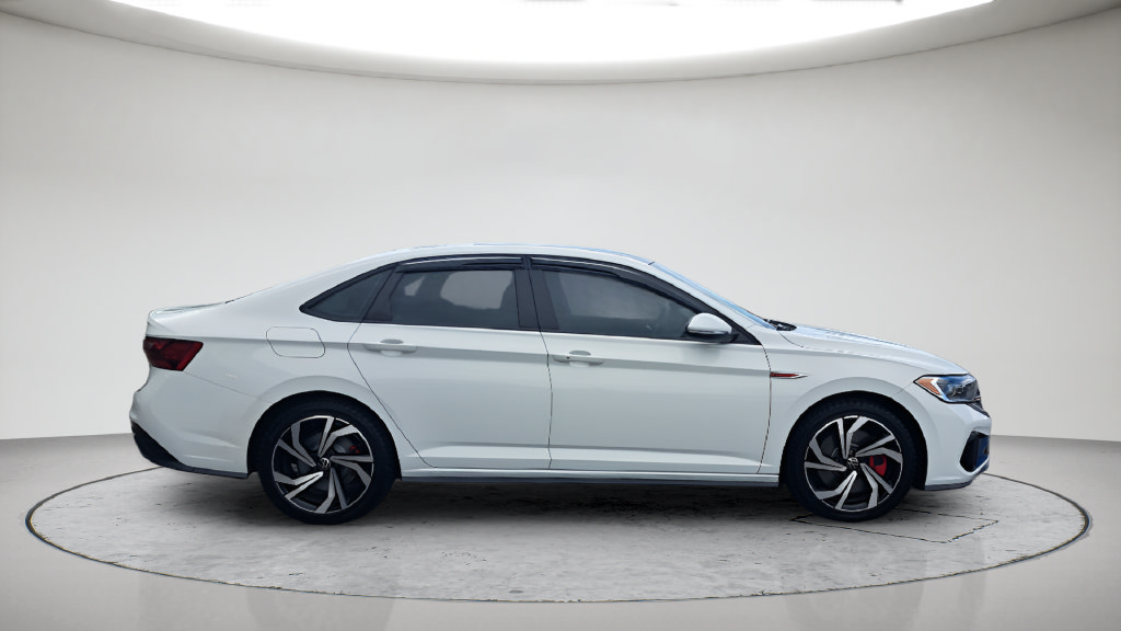 Used 2023 Volkswagen Jetta GLI Autobahn FWD image 4