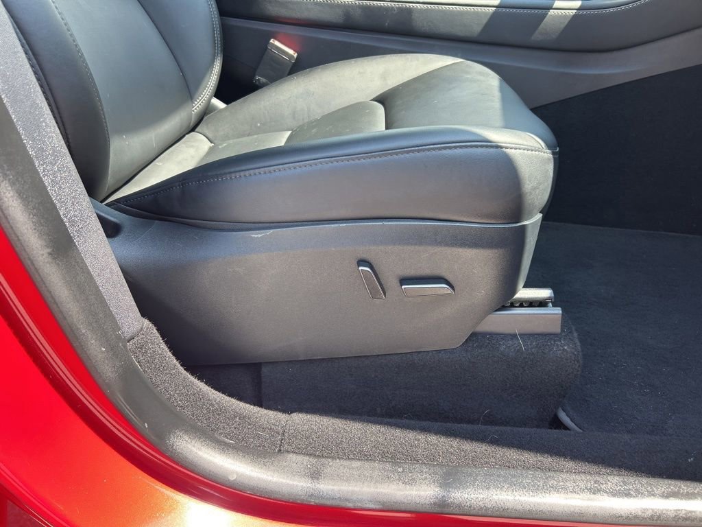 Used 2023 Tesla Model Y Long Range image 37