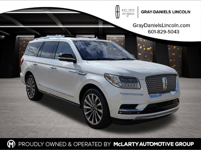 Used 2018 Lincoln Navigator Select w/ Technology Package image 1
