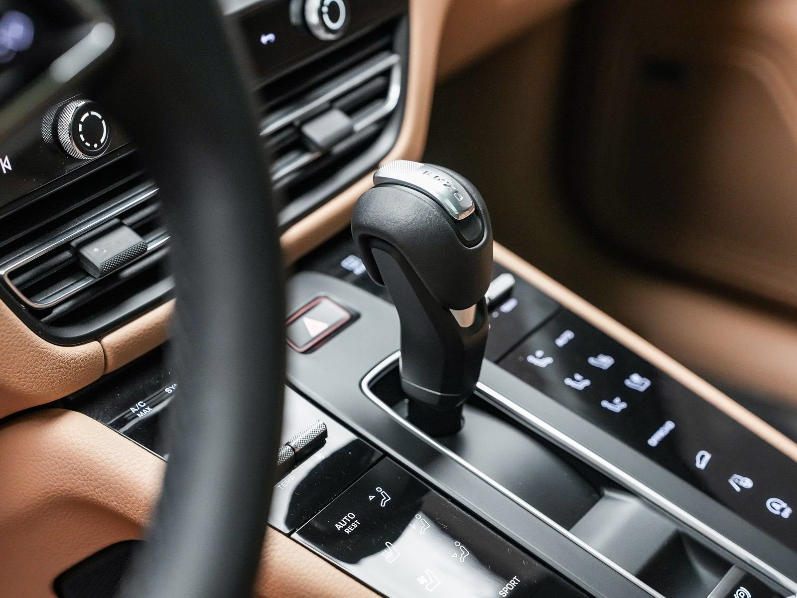 Certified 2026 Porsche Macan AWD/4WD image 21
