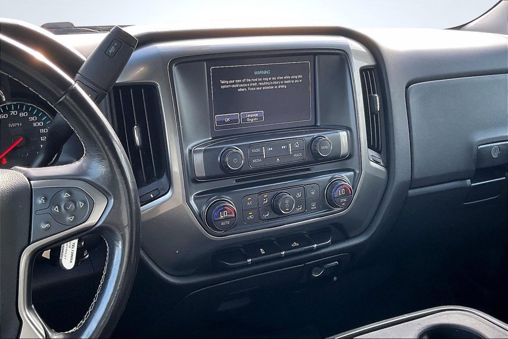 Used 2018 Chevrolet Silverado 1500 LT w/ LT Eassist Package AWD/4WD image 12