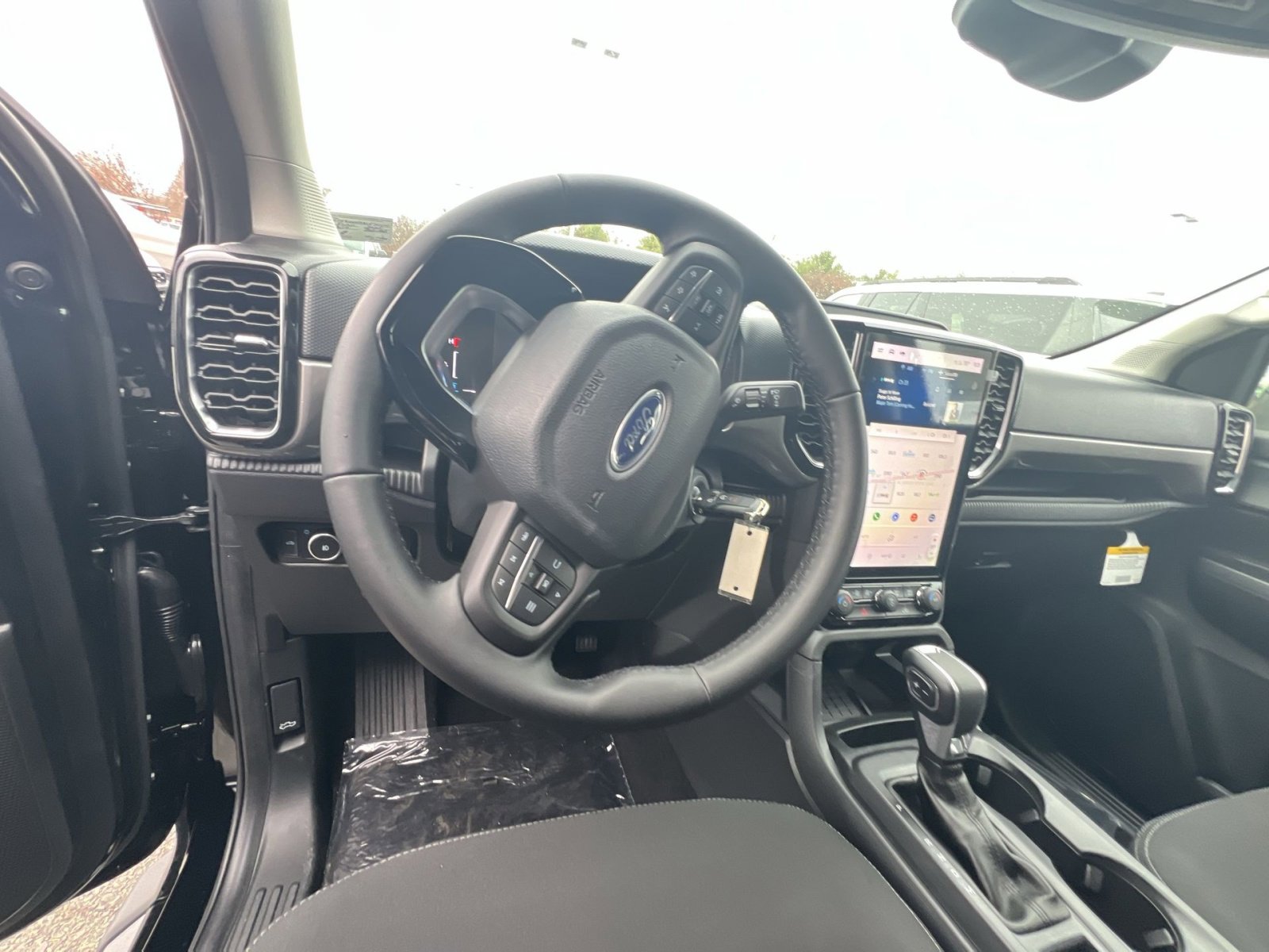 New 2025 Ford Ranger XLT w/ Equipment Group 301A High image 16