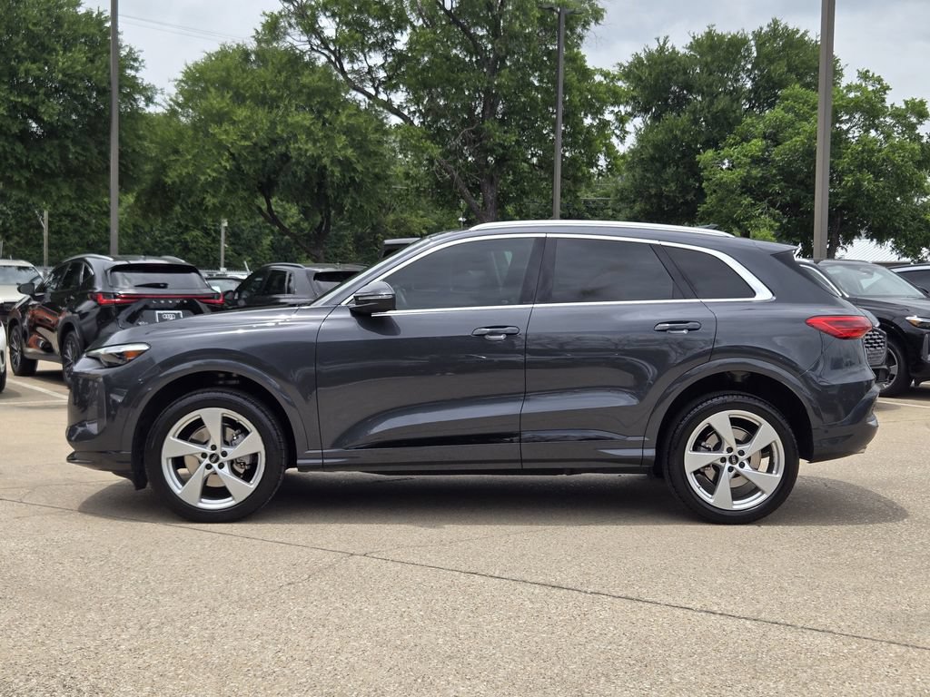 Certified 2025 Audi Q5 Premium Plus AWD/4WD image 7