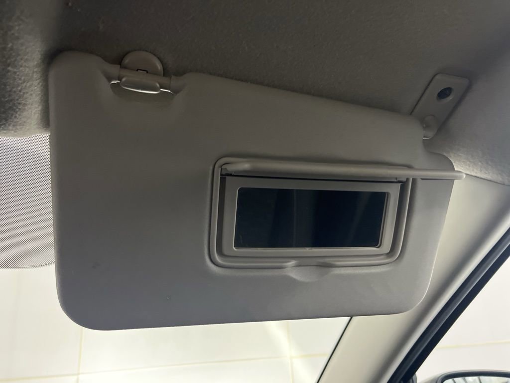 Used 2021 Nissan Kicks S image 71