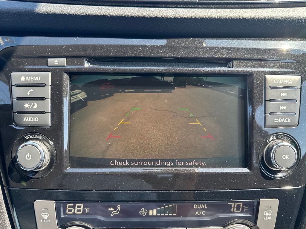 Used 2020 Nissan Rogue SV image 20