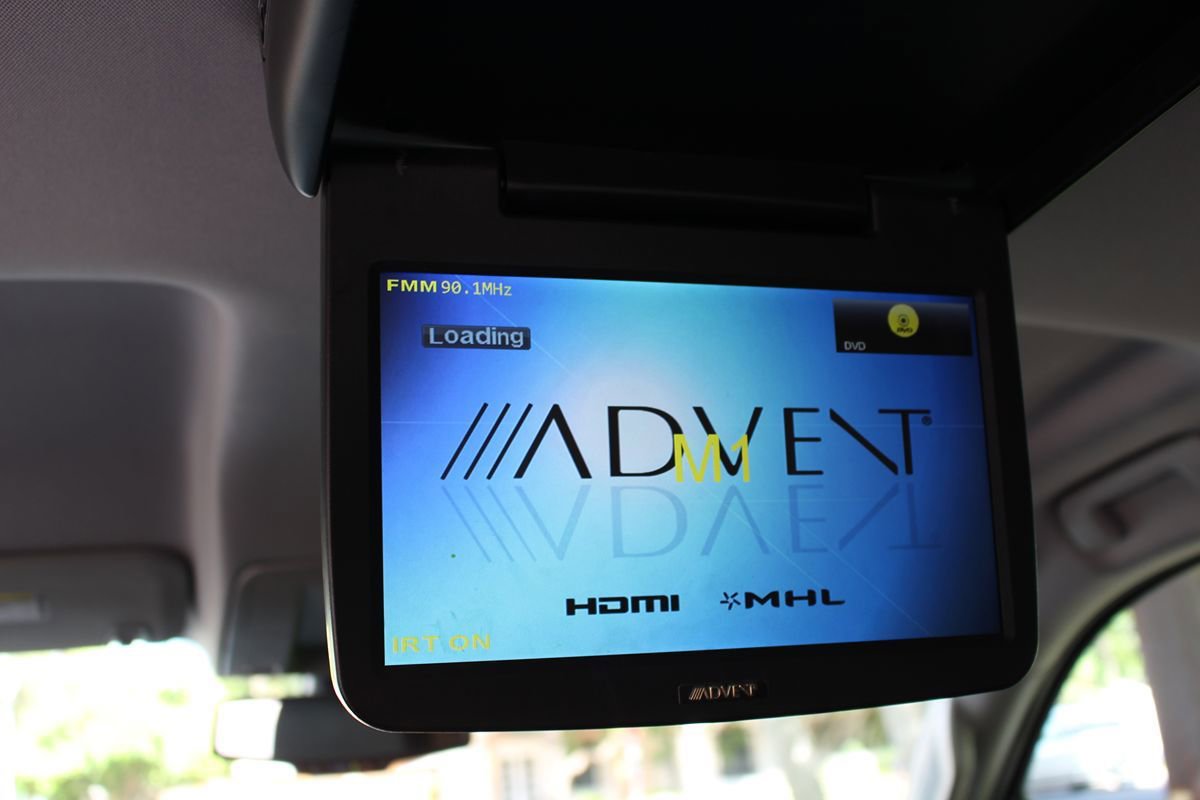 Used 2020 Chevrolet Suburban LT RWD image 40