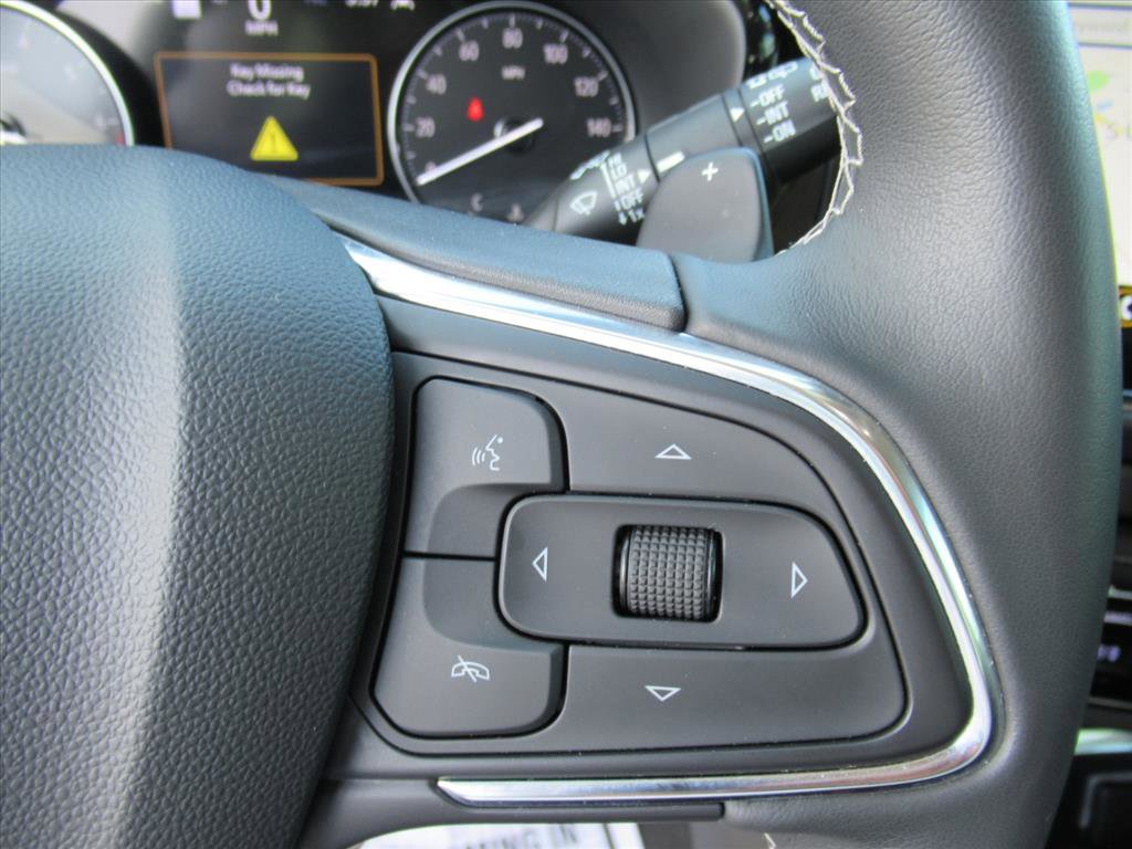 Used 2023 Buick Envision Avenir image 24