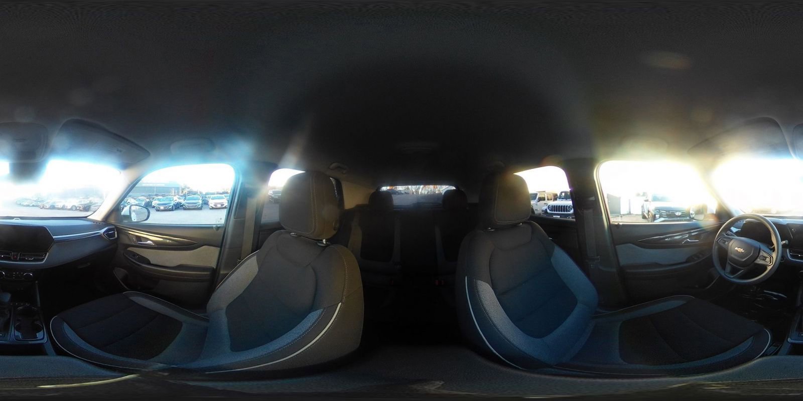 Used 2025 Chevrolet TrailBlazer LT image 40