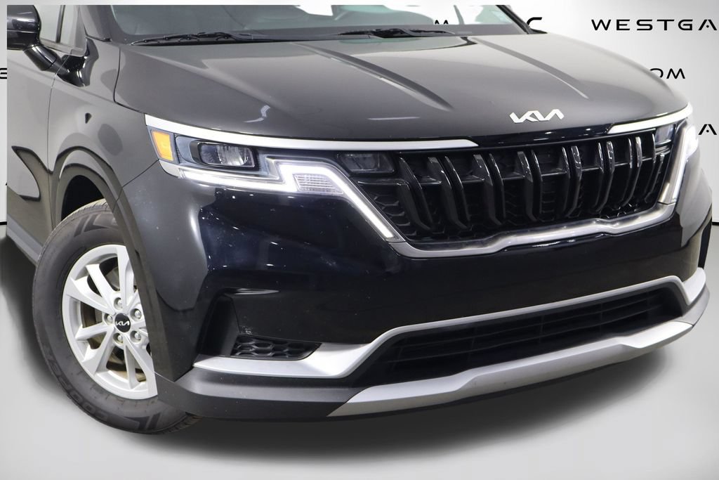 Used 2023 Kia Carnival LX FWD image 47