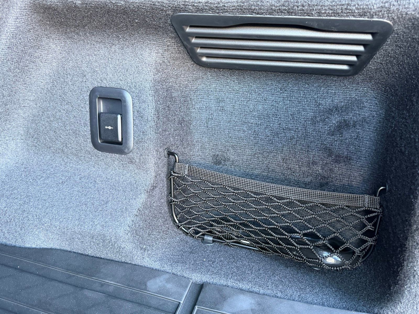 New 2026 Land Rover Range Rover Sport Dynamic SE image 35