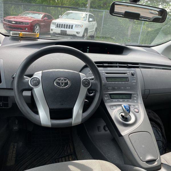 Used 2010 Toyota Prius Five image 17