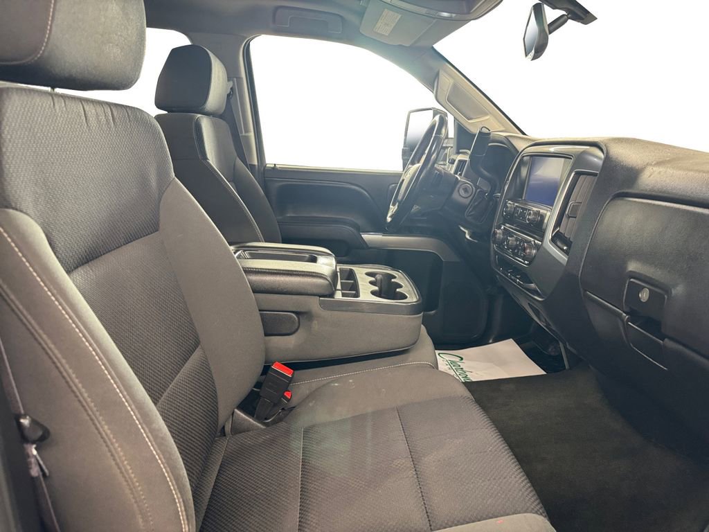 Used 2015 Chevrolet Silverado 2500 LT w/ LT Convenience Package image 17