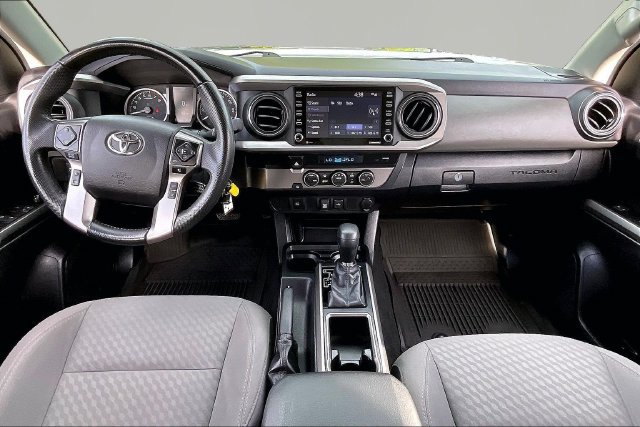 Used 2021 Toyota Tacoma SR5 RWD image 7