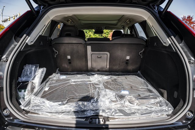 New 2026 Volvo XC60 B5 Plus w/ Protection Package Premier image 9