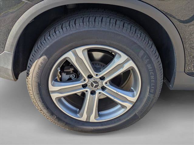 Used 2021 Mercedes-Benz GLC 300 image 7