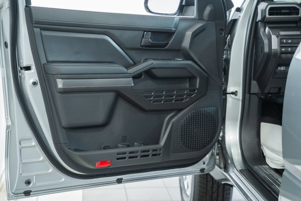 New 2026 Toyota Tacoma SR5 AWD/4WD image 37