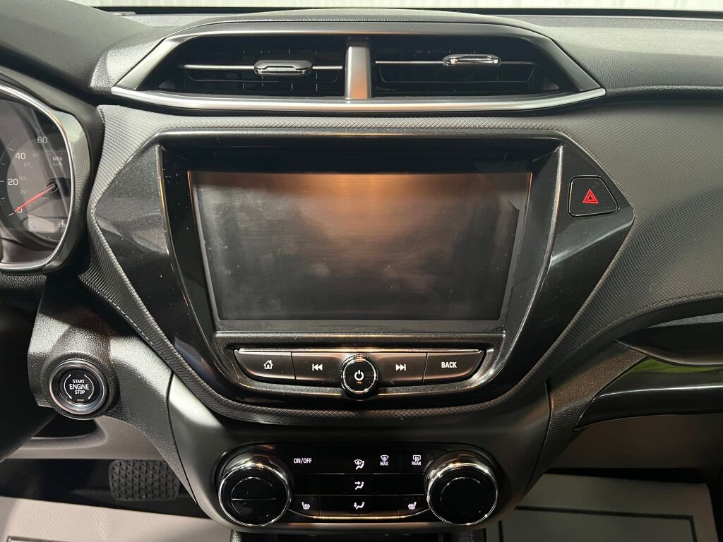 Used 2022 Chevrolet TrailBlazer LT w/ Convenience Package image 8